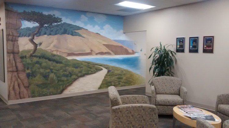 San-Diego-muralist-torrey-pines-office-lobby-commercial-business-mural-Art-by-Beata